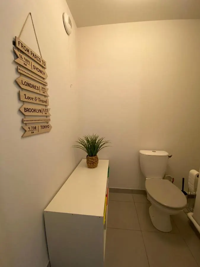 Appartement Familial Tout Confort - 3 Chambres, Grande Terrasse Privative - Vert Buisson - Bruz Frankrike